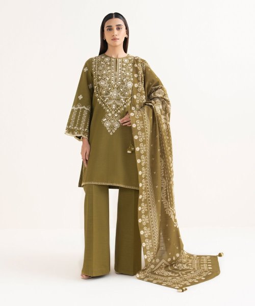 3 Piece – Embroidered Light Khaddar Suit | Mahru.pk